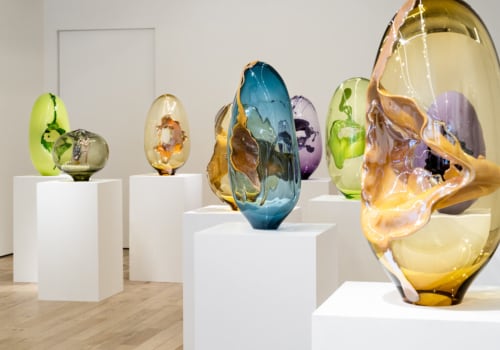 Do Professional Organizations Get Discounts at Hays County Art Galleries?